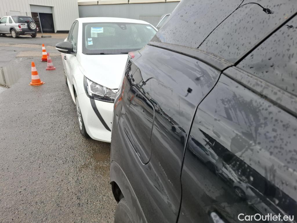  Peugeot  3008  Active Business 1.5 HDi 130CV BVA8 E6d #37