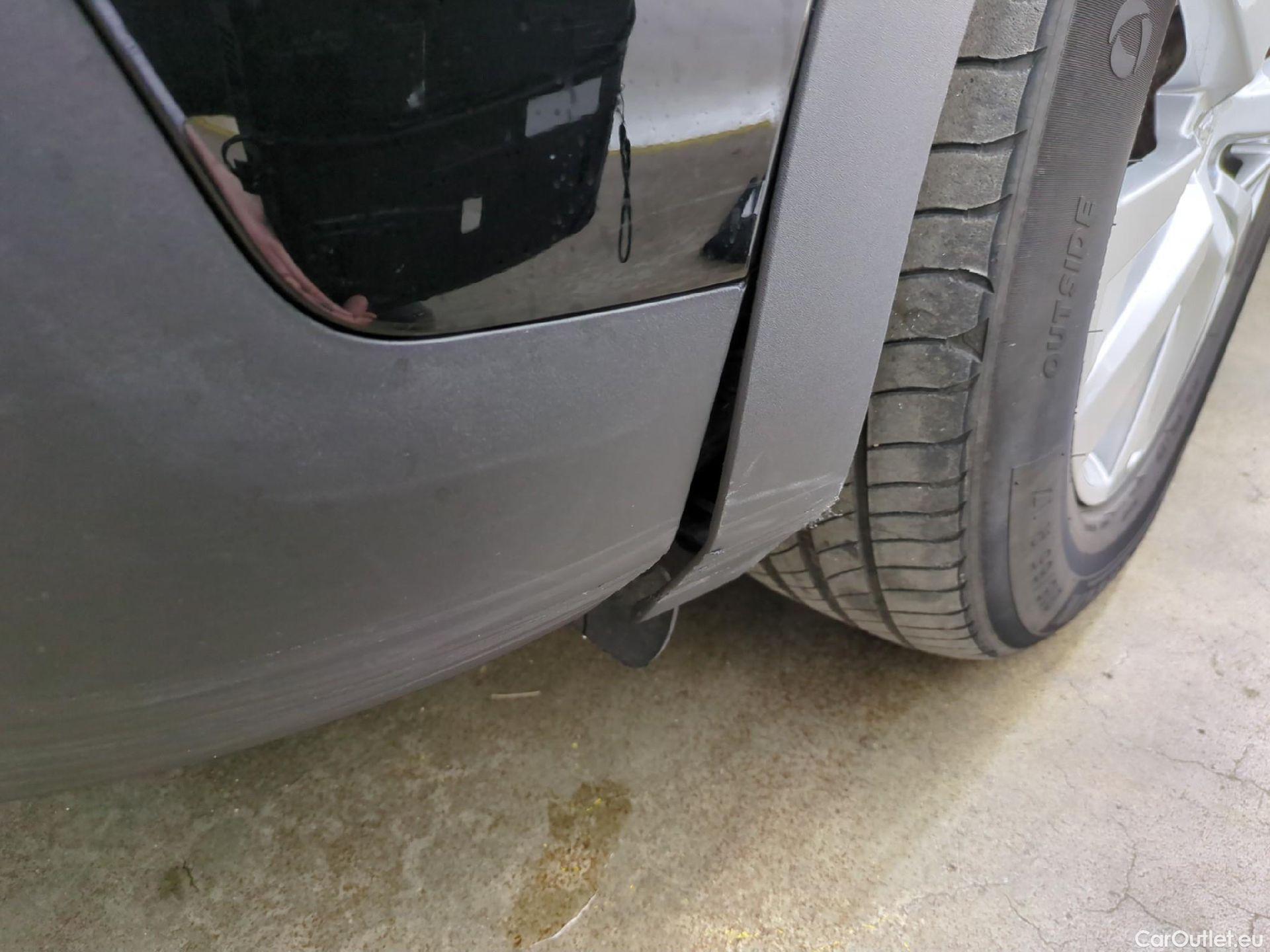  Peugeot  3008  Active Business 1.5 HDi 130CV BVM6 E6d #25