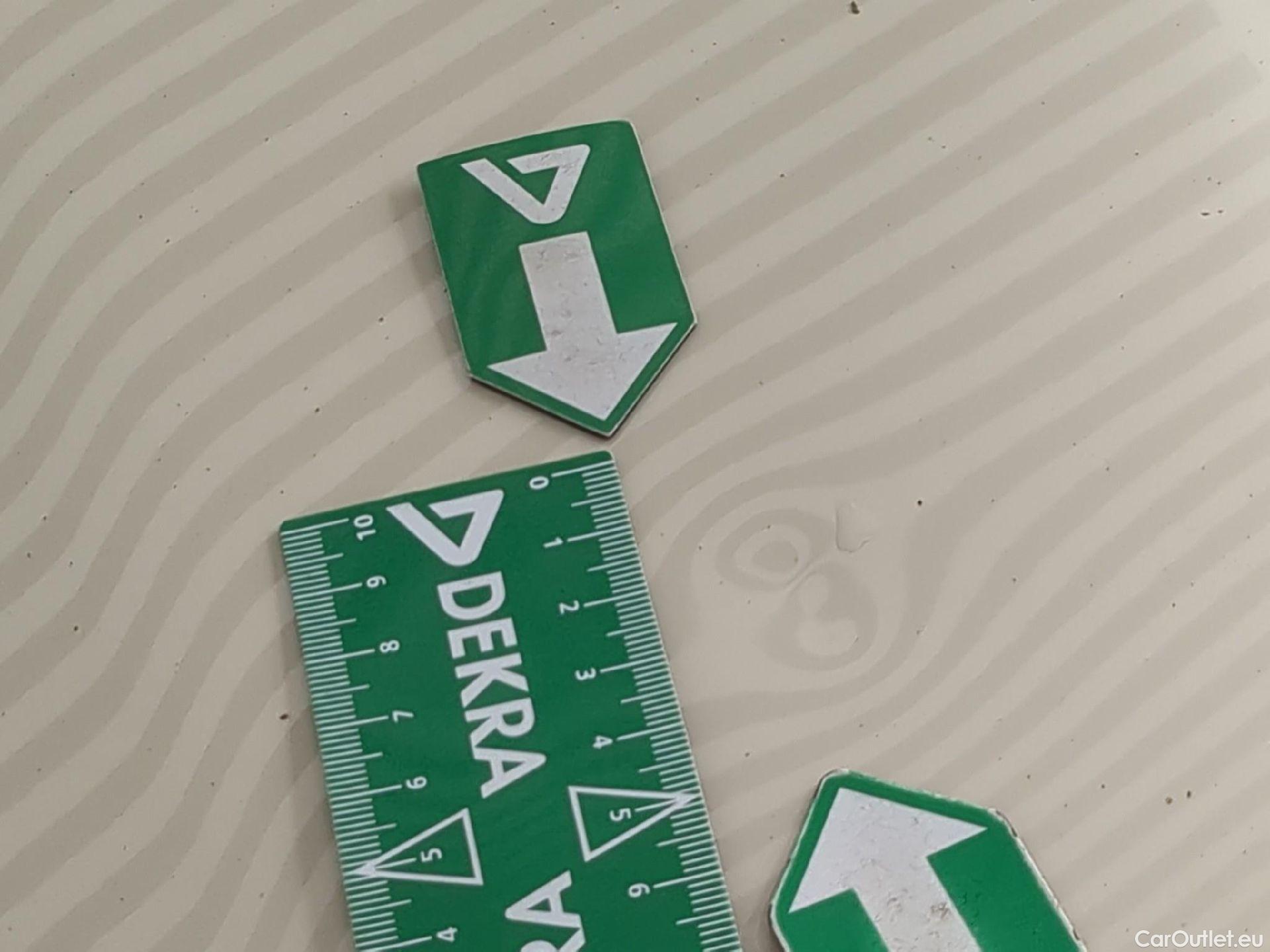  Renault  Captur RENAULT  5p Crossover Business dCi 90 / TRANSFO VP VF #9