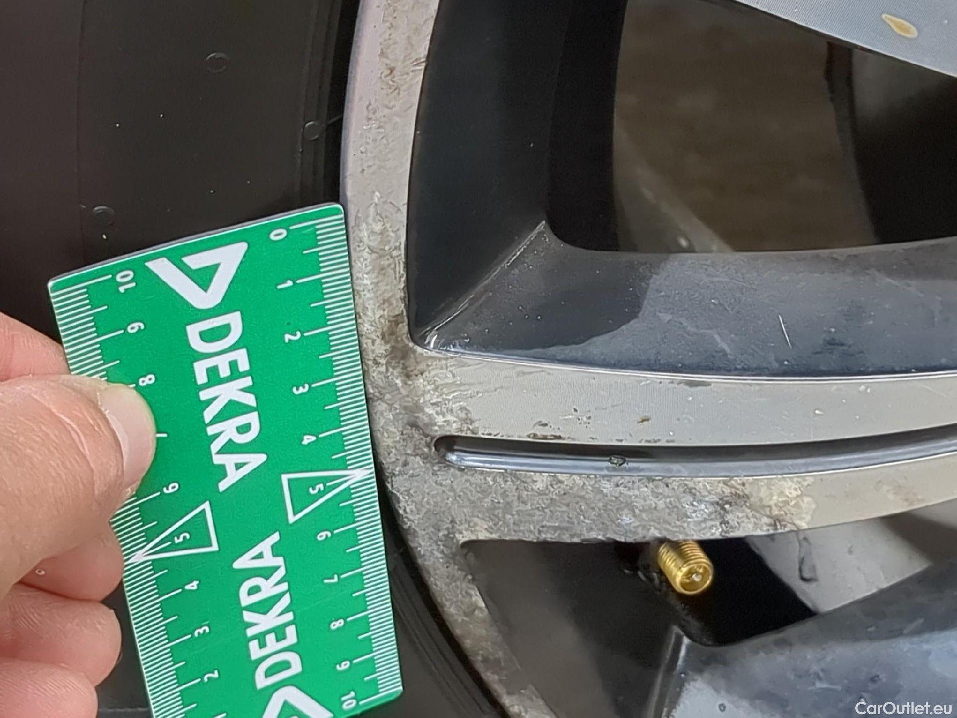  Renault  Captur RENAULT  5p Crossover Business dCi 90 / TRANSFO VP VF #6