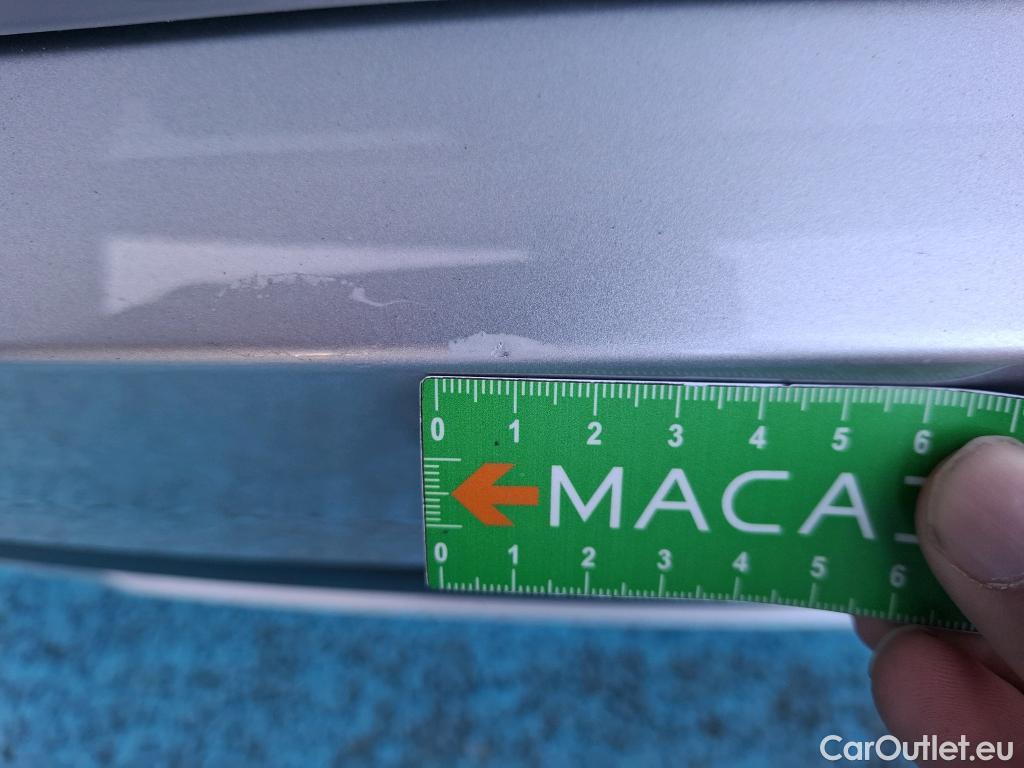  Nissan  Micra NISSAN  / 2016 / 5P / Berline IG-T 92 Business Edition #37