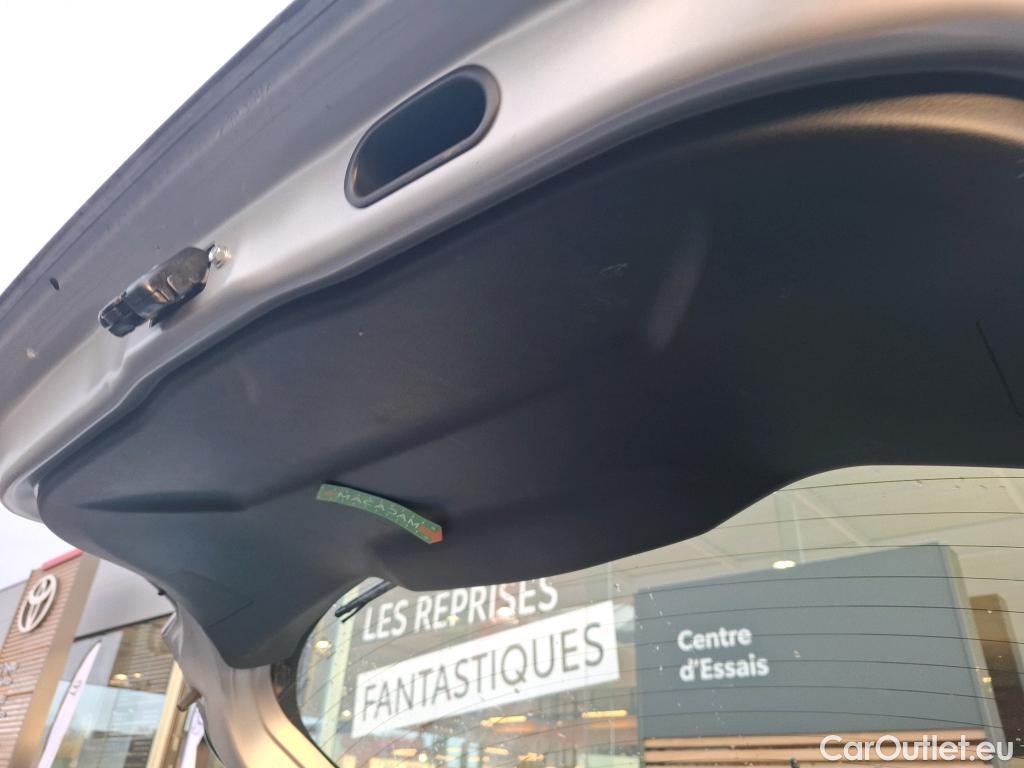  Toyota  Yaris TOYOTA  Hybride / 2017 / 5P / Berline 1.5 VVT-I HYBRID France Business #13