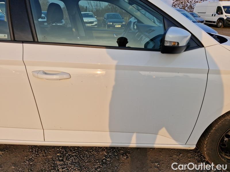  Skoda  Fabia  3 (2015)  Com 1.0TSI 81 Style #14