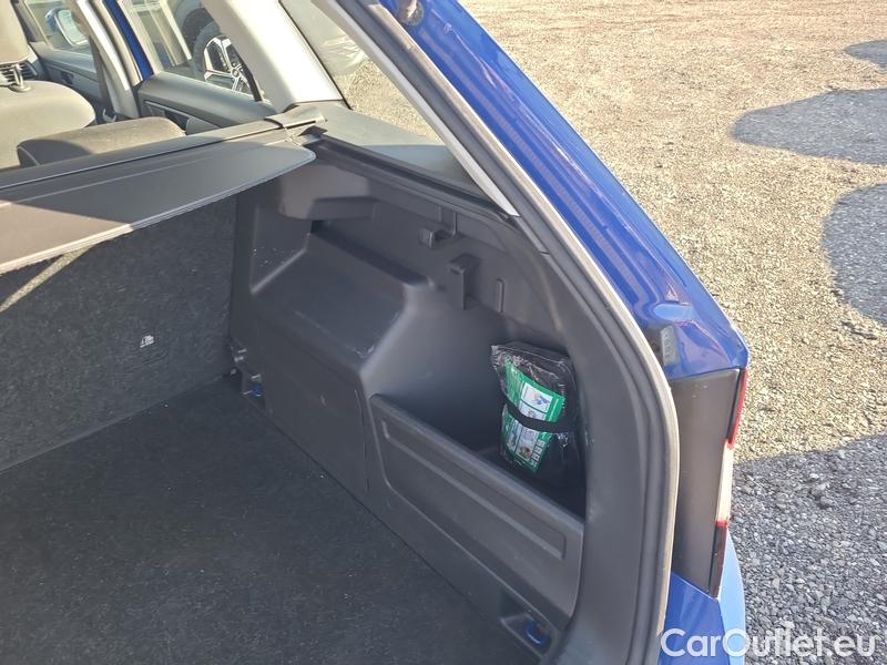  Skoda  Fabia  Combi (2015) Com.1.0TSI 70 Ambition 5d #11