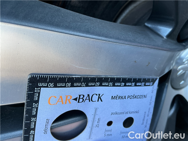  Peugeot  5008  1.5BHDi 130 Allure #6