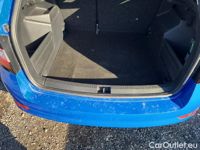  Skoda  Fabia  Combi (2015) Com.1.0TSI 70 Ambition 5d #9