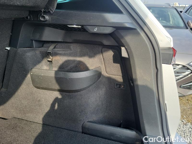  Skoda  Karoq  (NU)(2017->) Kar.2.0TSI 140 Sp.Excl 4x4 AT #11