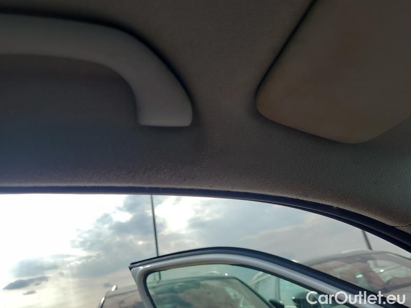  Skoda  Fabia  Combi (2015)  Com.1.0TSI 70 Style #18