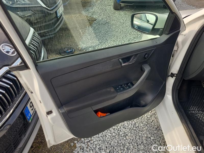  Skoda  Fabia  Combi (2015)  Com.1.0TSI 70 Style #8