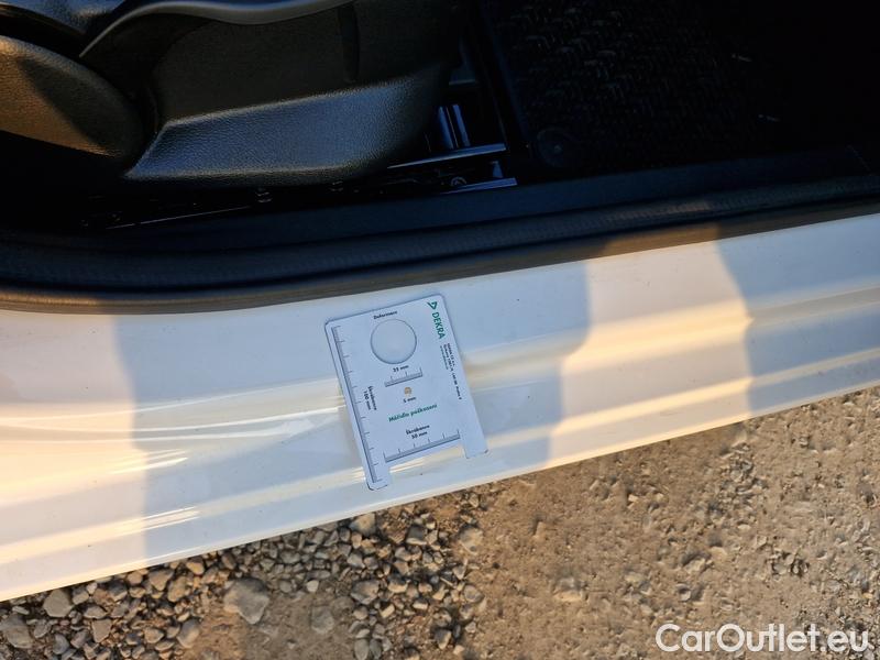  Skoda  Fabia  3 (2015)  Com 1.0TSI 81 Style #15