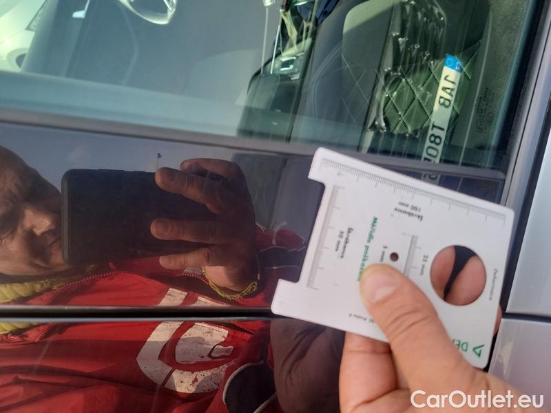  Skoda  Karoq  (NU)(2017->) Kar.2.0TSI 140 Sp.Excl 4x4 AT #15