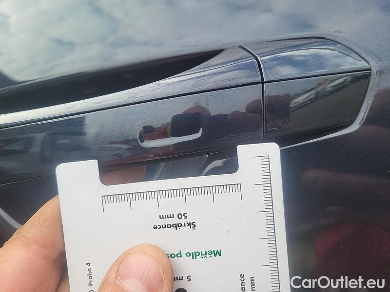  Audi  A8  (4N2/4N8)(10.2017->) S8 4.0 TFSI 420 quattro AT #27