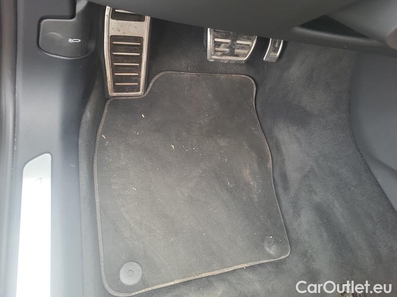  Audi  A8  (4N2/4N8)(10.2017->) S8 4.0 TFSI 420 quattro AT #2