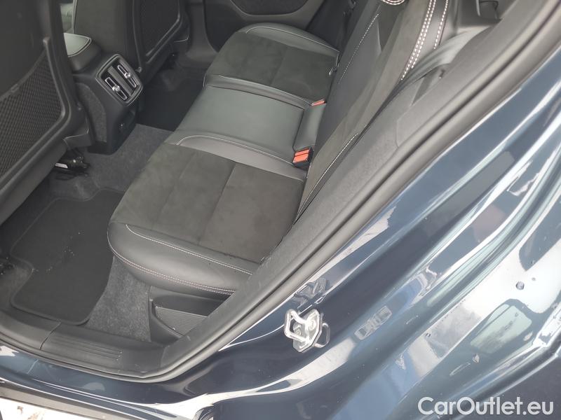  Volvo  XC 40  (2017->) XC40 B4 R-Design AWD AT #9