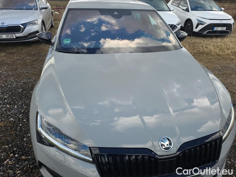  Skoda  Superb  2 (2008) Supe.FL2.0TDI 110 Sportline #9