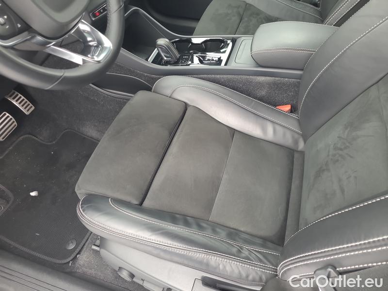  Volvo  XC 40  (2017->) XC40 B4 R-Design AWD AT #4