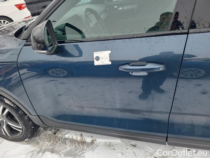  Volvo  XC 40  (2017->) XC40 B4 R-Design AWD AT #2