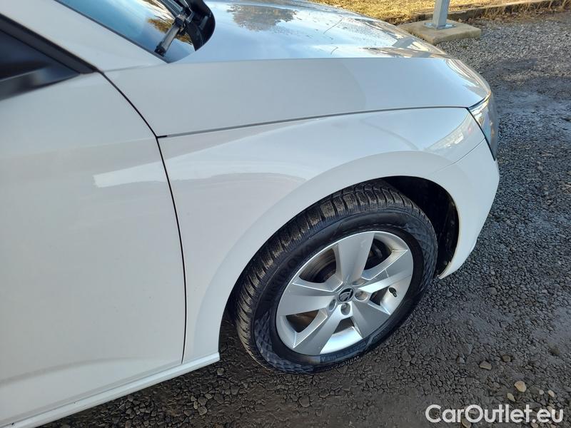  Skoda  Scala  (NW) (2019)  1.0 TSI 81 Style AT #17