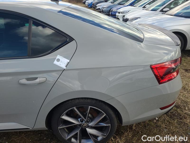  Skoda  Superb  2 (2008) Supe.FL2.0TDI 110 Sportline #17