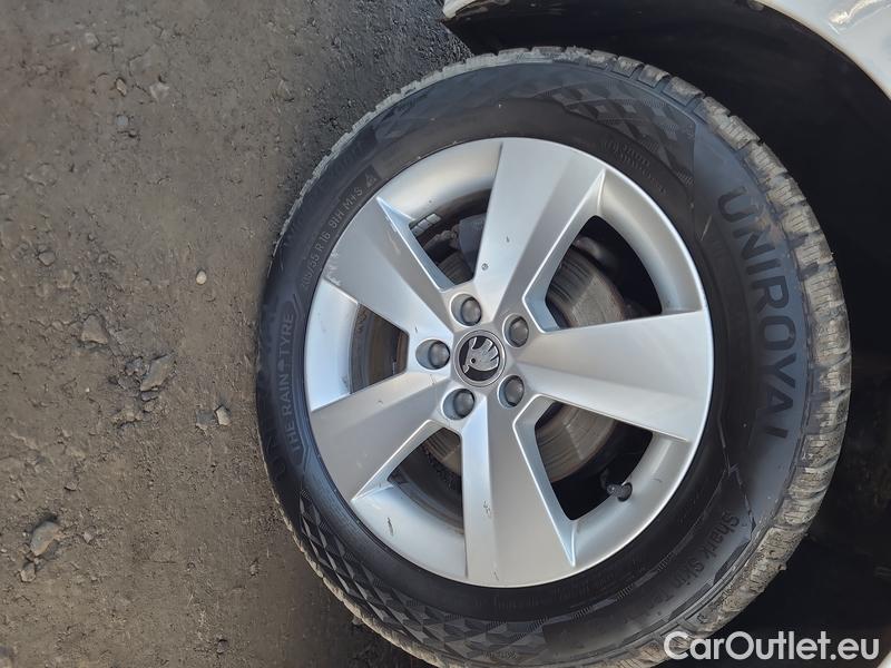  Skoda  Scala  (NW) (2019)  1.0 TSI 81 Style AT #3