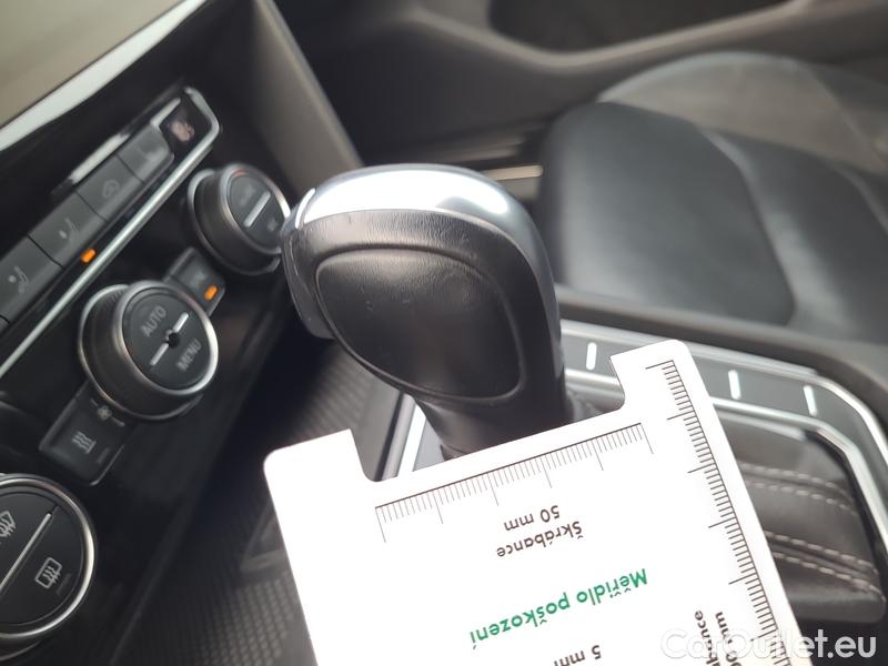  Volkswagen  Arteon  (3H7)(2017)  2.0TSI 200 R-line 4M AT #6