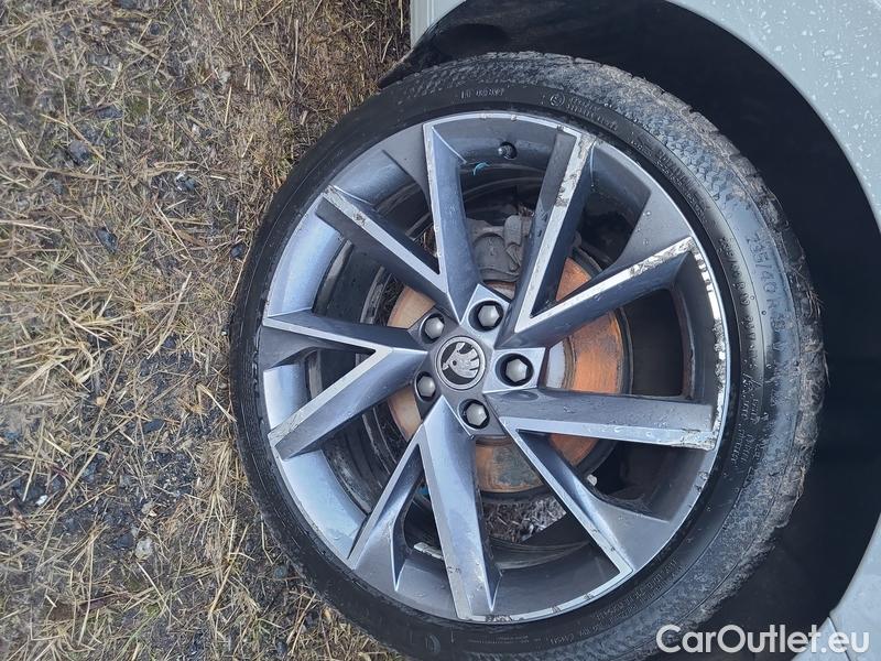  Skoda  Superb  2 (2008) Supe.FL2.0TDI 110 Sportline #3