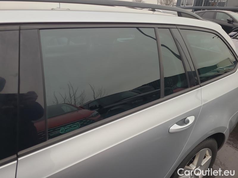  Skoda  Octavia  Combi  (5E5)(03.2017->) Co1.5TSI 110 Ambition #8