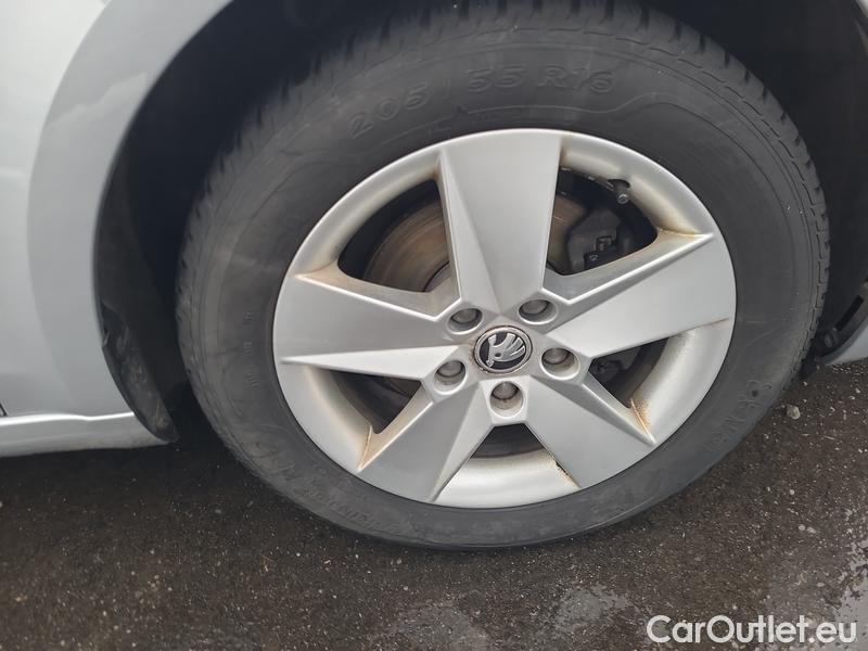  Skoda  Octavia  Combi  (5E5)(03.2017->) Co1.5TSI 110 Ambition #40