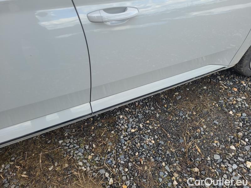  Skoda  Superb  2 (2008) Supe.FL2.0TDI 110 Sportline #24