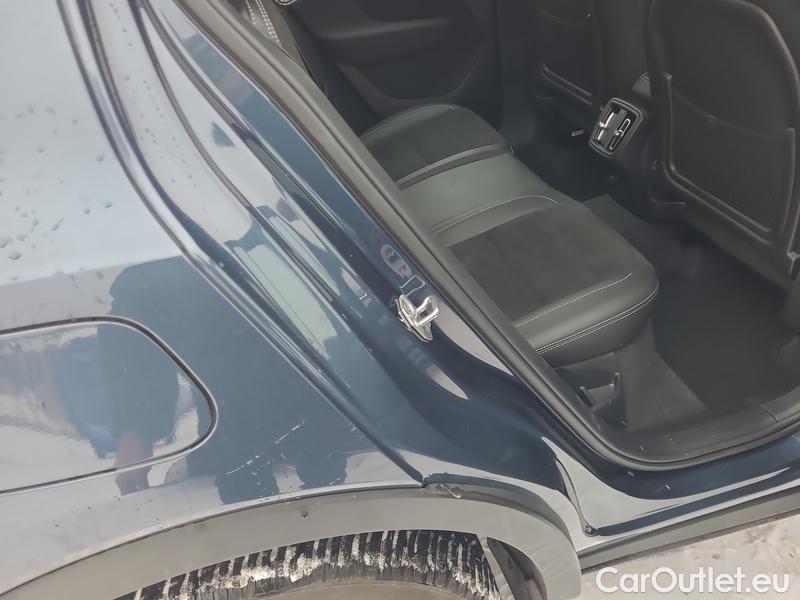  Volvo  XC 40  (2017->) XC40 B4 R-Design AWD AT #17