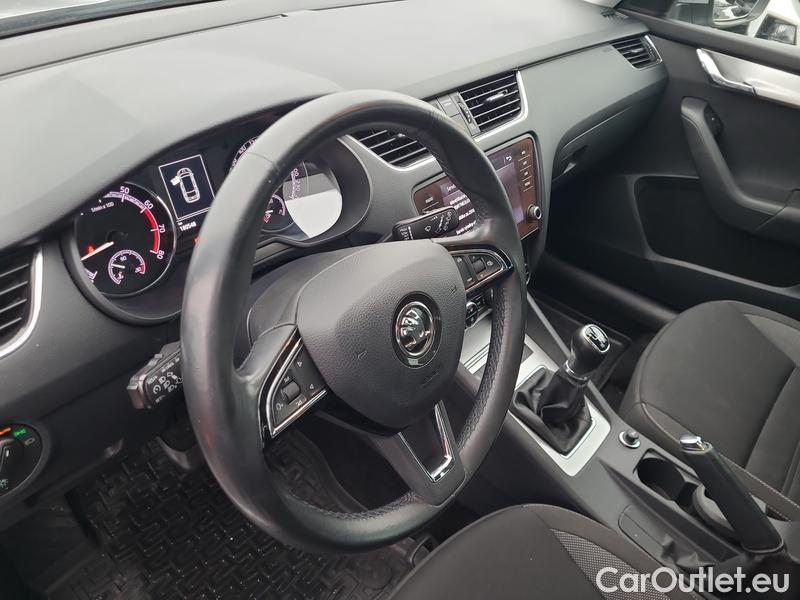  Skoda  Octavia  Combi  (5E5)(03.2017->) Co1.5TSI 110 Ambition #13