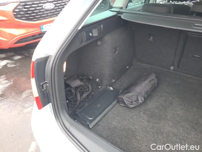  Skoda  Octavia  Combi  (5E5)(03.2017->) Co1.5TSI 110 Ambition #26