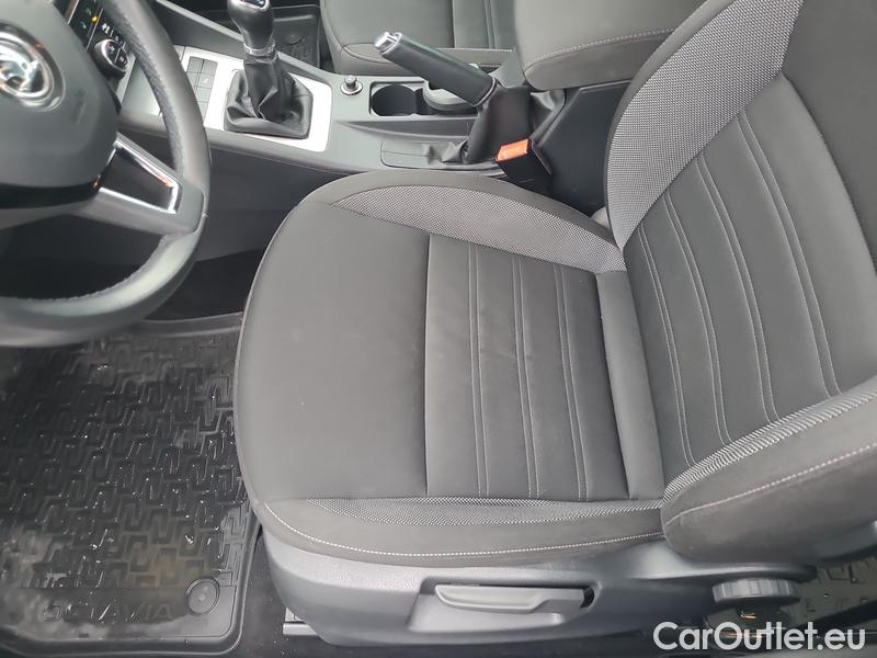  Skoda  Octavia  Combi  (5E5)(03.2017->) Co1.5TSI 110 Ambition #11