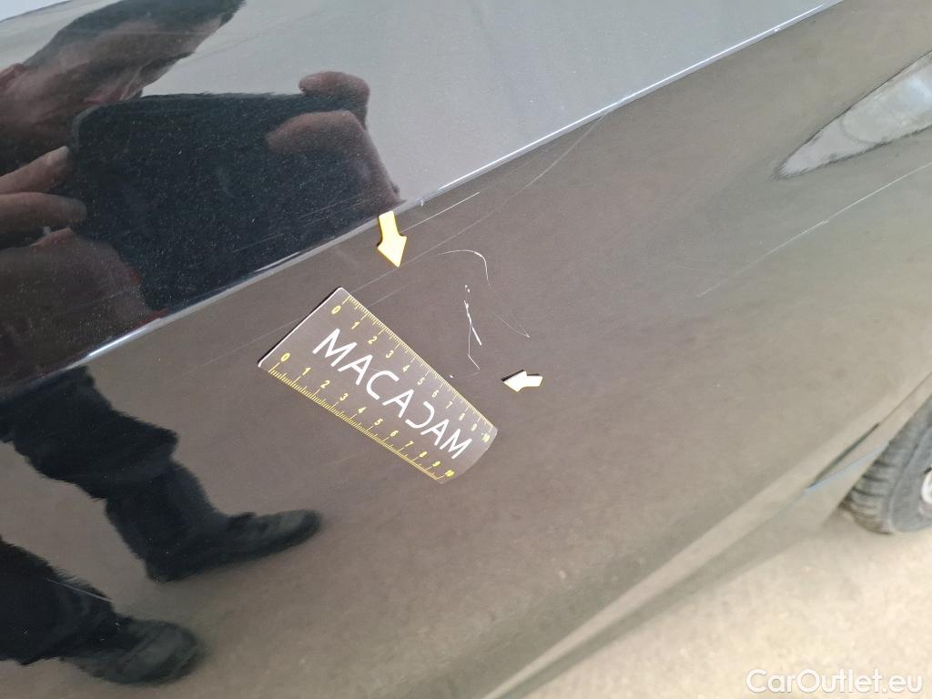  Bmw  Serie 1 Série 1 Berline 116 d Luxury 1.5 115CV BVA7 E6d #13