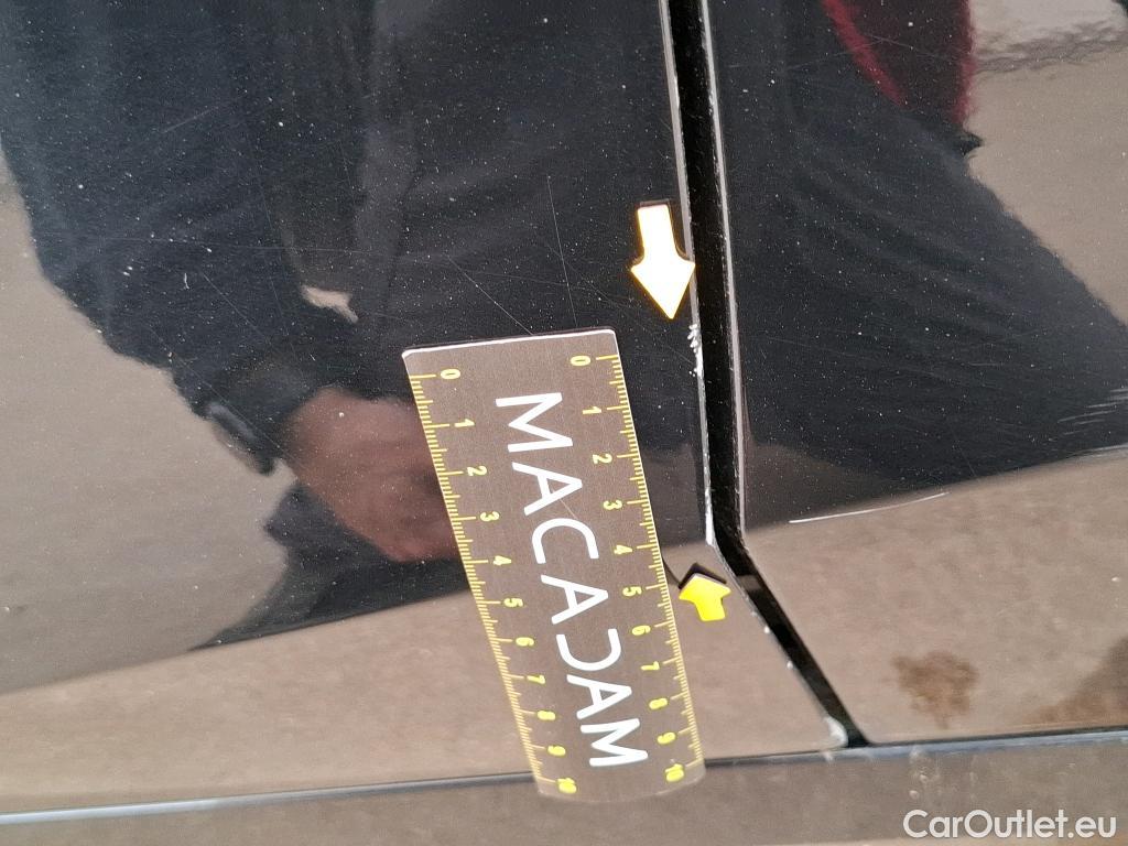  Bmw  Serie 1 Série 1 Berline 116 d Luxury 1.5 115CV BVA7 E6d #11