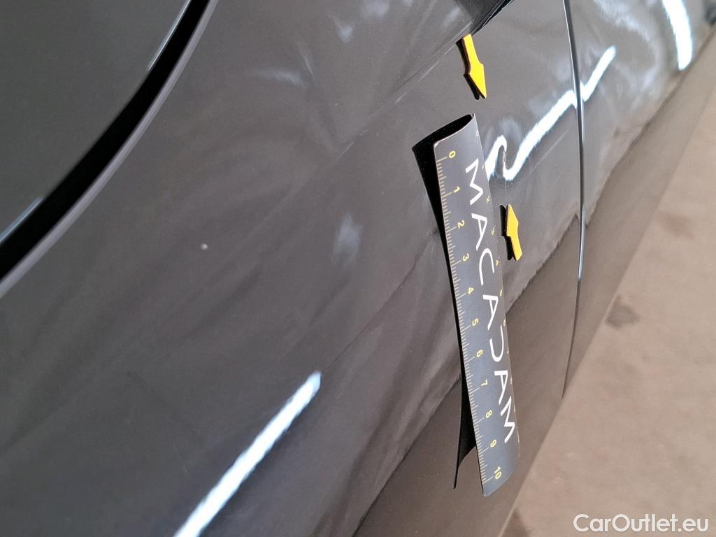  Bmw  Serie 1 Série 1 Berline 116 d Luxury 1.5 115CV BVA7 E6d #57