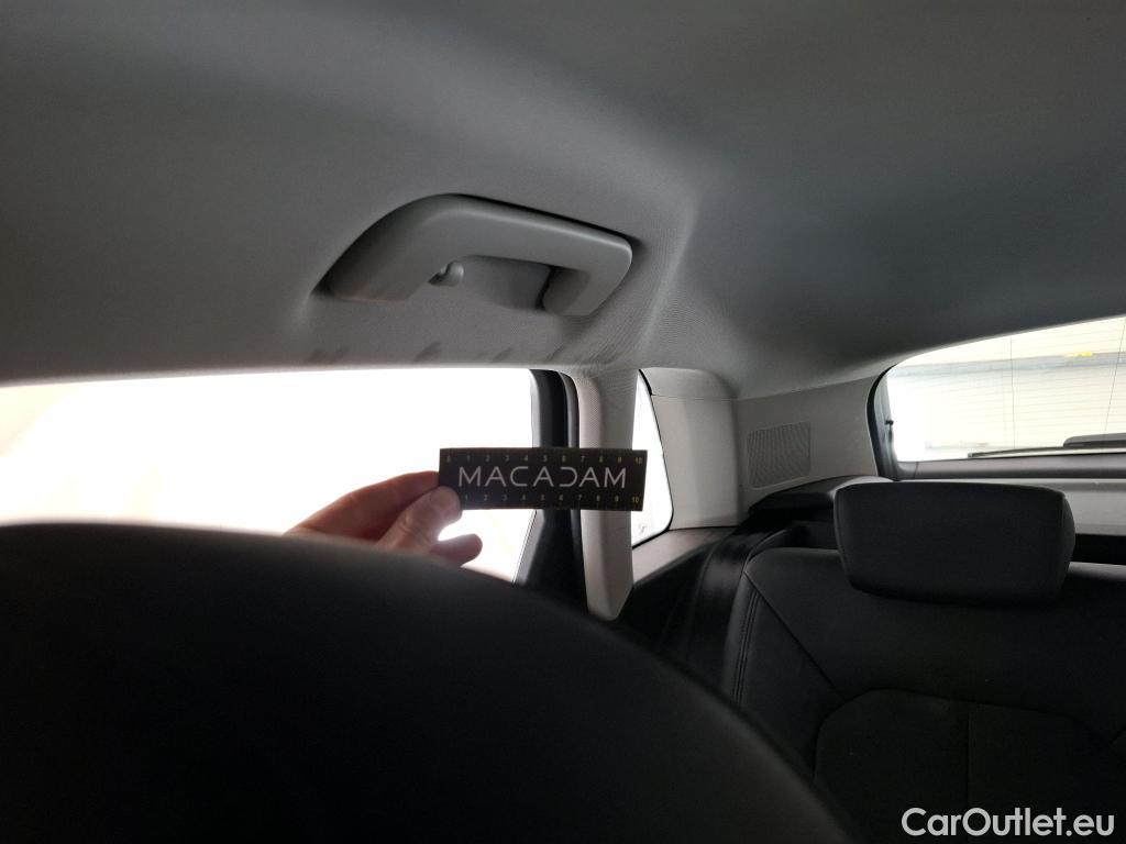  Audi  Q3 AUDI  / 2018 / 5P / SUV 1.5 35 TFSI 150 S TRONIC DESIGN LUXE #18