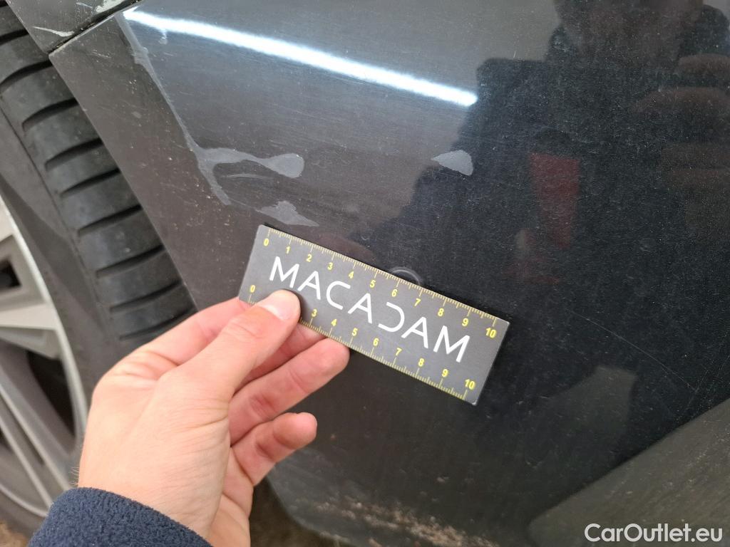  Bmw  Serie 1 Série 1 Berline 116 d Lounge 1.5 115CV BVM6 E6d #18