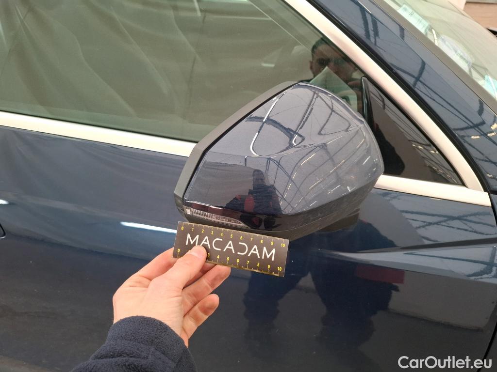  Audi  Q3 AUDI  / 2018 / 5P / SUV 1.5 35 TFSI 150 S TRONIC DESIGN LUXE #33