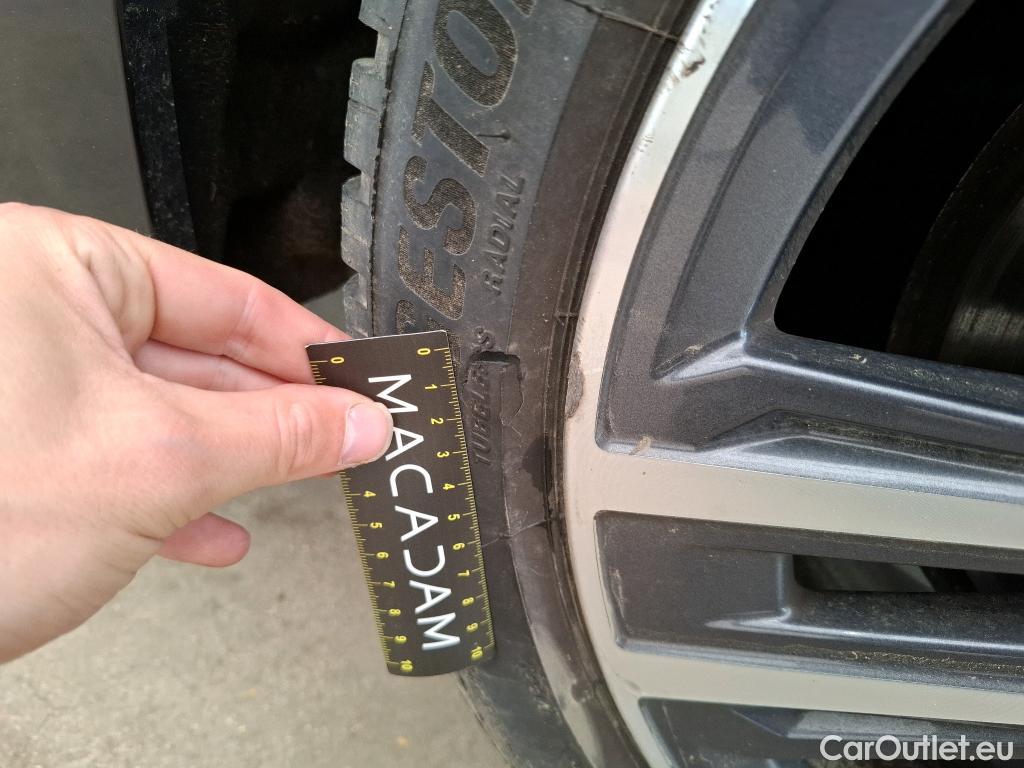  Bmw  Serie 1 Série 1 Berline 116 d Luxury 1.5 115CV BVA7 E6d #24