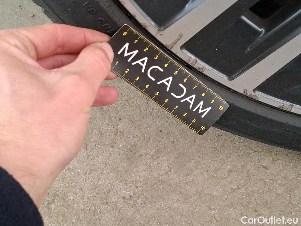  Bmw  Serie 1 BMW Série 1 / 2019 / 5P / Berline 1.5 116D DKG7 Business Design #7