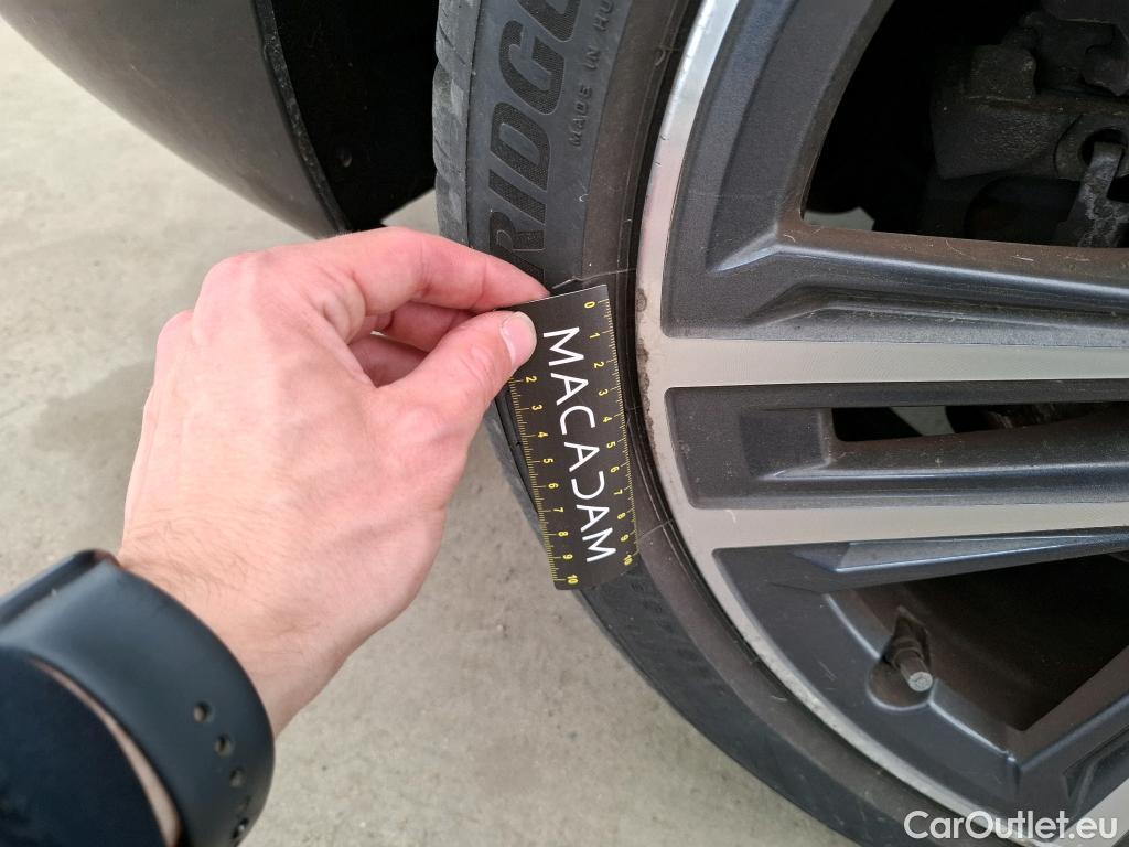  Bmw  Serie 1 Série 1 Berline 116 d Luxury 1.5 115CV BVA7 E6d #33