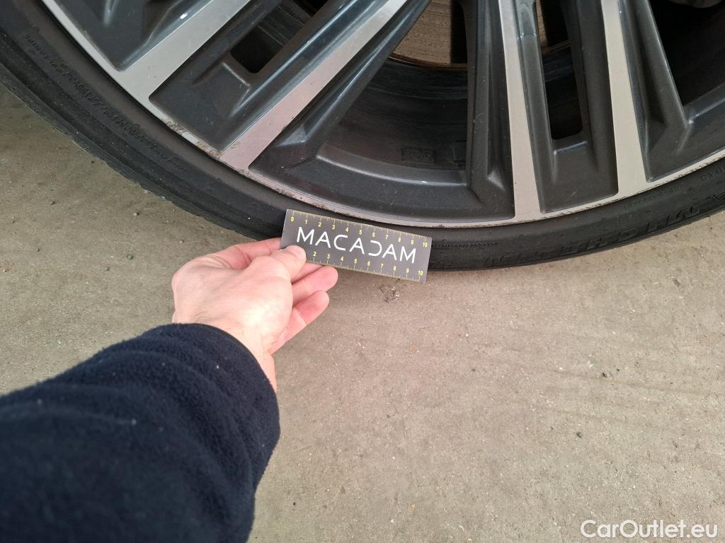  Bmw  Serie 1 BMW Série 1 / 2019 / 5P / Berline 1.5 116D DKG7 Business Design #26