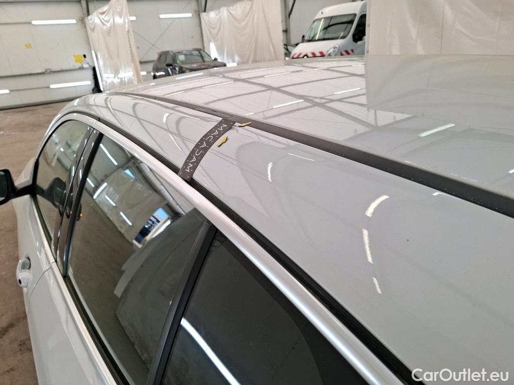  Bmw  Serie 1 BMW Série 1 / 2019 / 5P / Berline 1.5 116D DKG7 Business Design #54