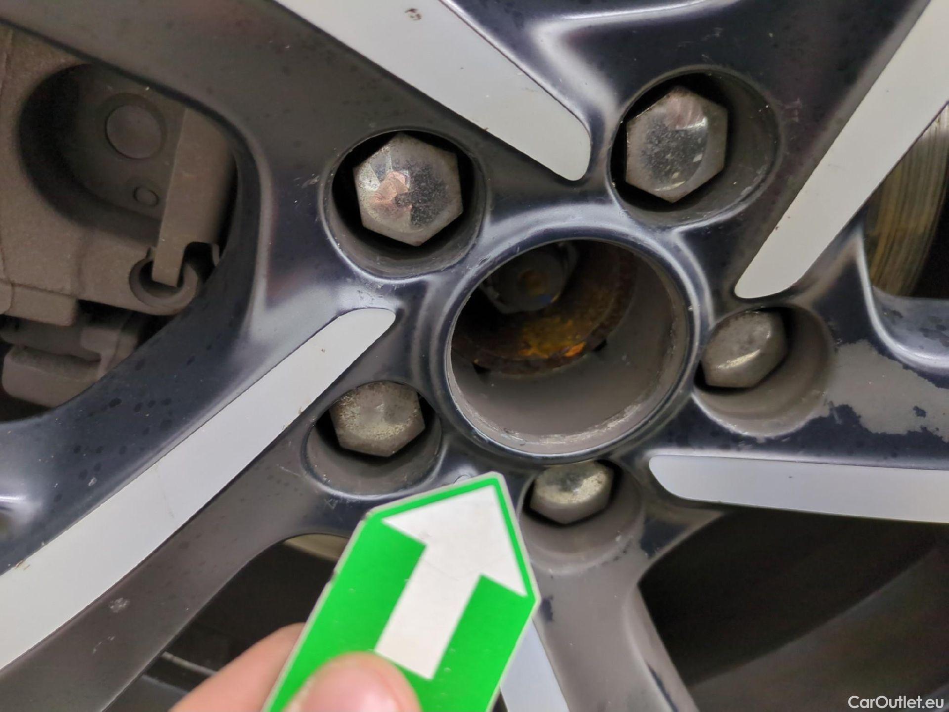  DS  DS7 DS DS 7 Crossback 5p SUV BlueHDi 130 Manuel Executive #15