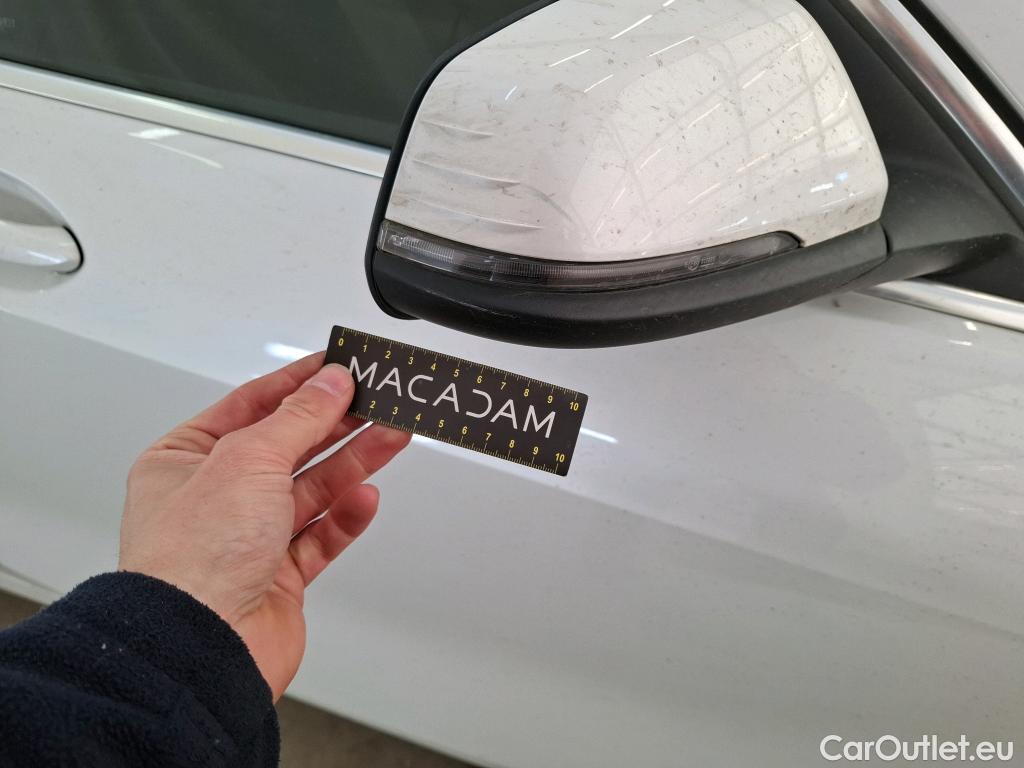  Bmw  Serie 1 BMW Série 1 / 2019 / 5P / Berline 1.5 116D DKG7 Business Design #72