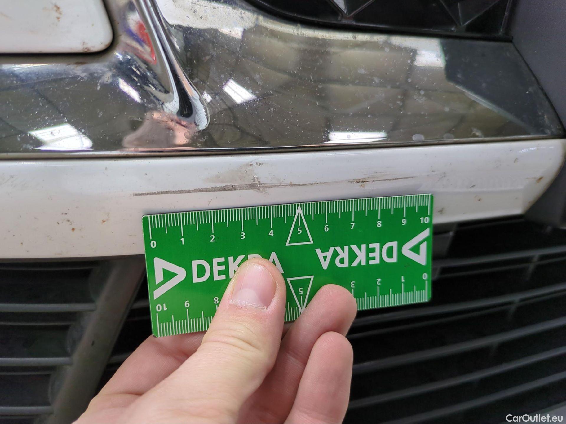  DS  DS7 DS DS 7 Crossback 5p SUV BlueHDi 130 Manuel Executive #32