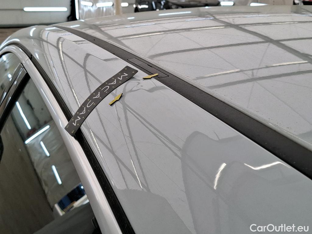  Bmw  Serie 1 BMW Série 1 / 2019 / 5P / Berline 1.5 116D DKG7 Business Design #56