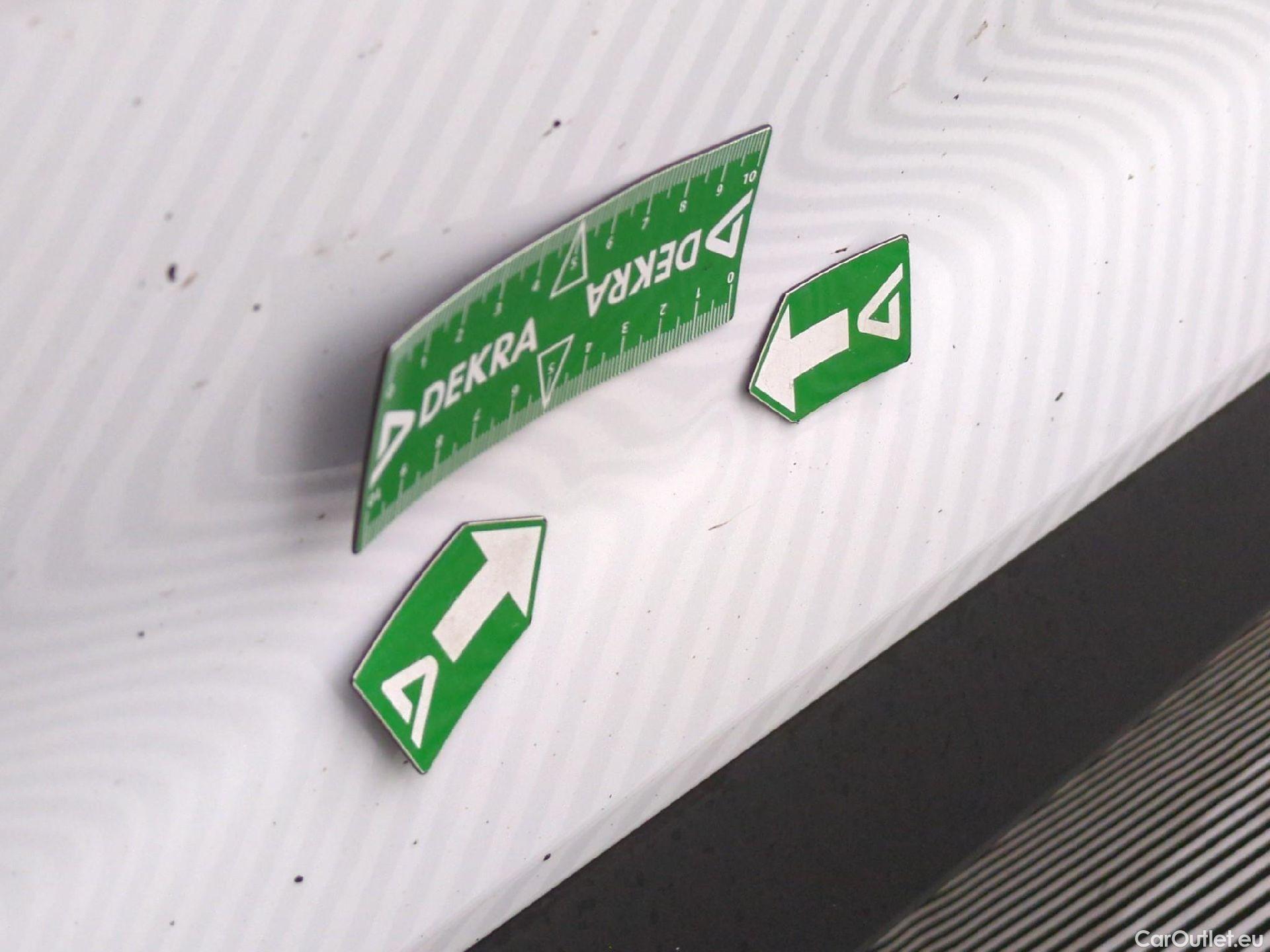  DS  DS7 DS DS 7 Crossback 5p SUV BlueHDi 130 Manuel Executive #48