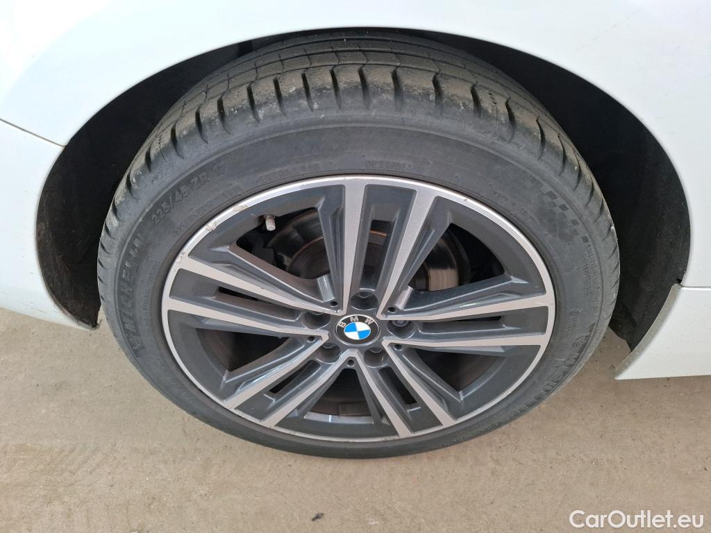  Bmw  Serie 1 BMW Série 1 / 2019 / 5P / Berline 1.5 116D DKG7 Business Design #16